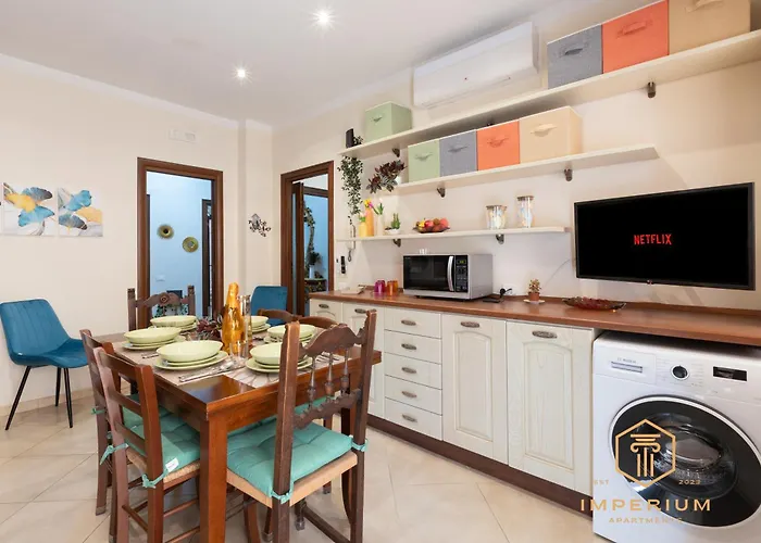 Imperium Aquaeductus - 5 Min Metro, 8 Pax, 4 Bdrm, 2 Baths, A-c, Park View Rzym
